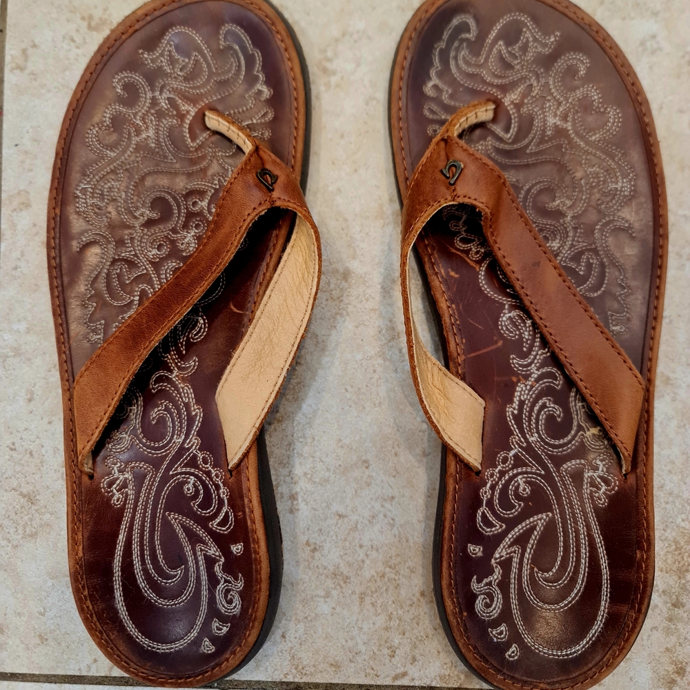 Brown Leather Flip Flops